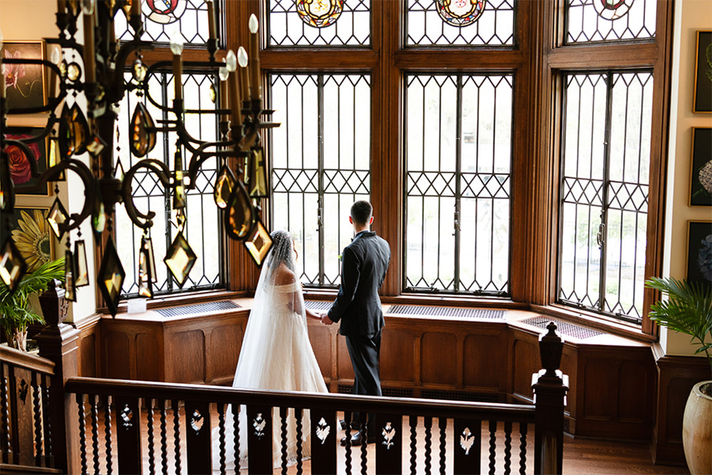 Elegant Spring Wedding at Harwelden Mansion in Tulsa, Oklahoma